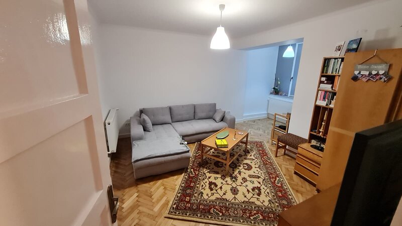 Brasov, locuinta moderna, 2 camere la 5 minute pe jos de magazinul Star.